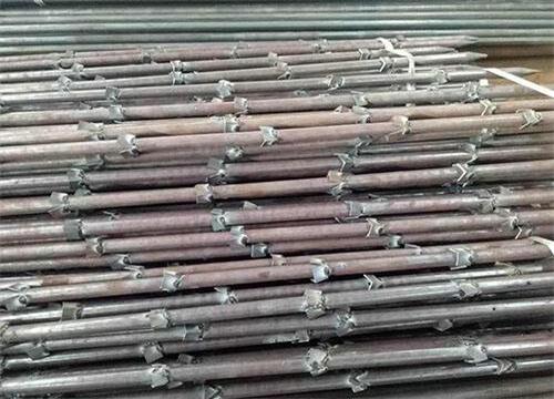 大埔隧道钢花管